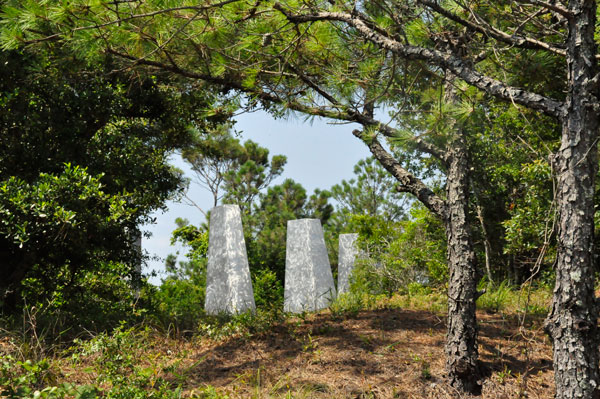 View of the monument from the roadside